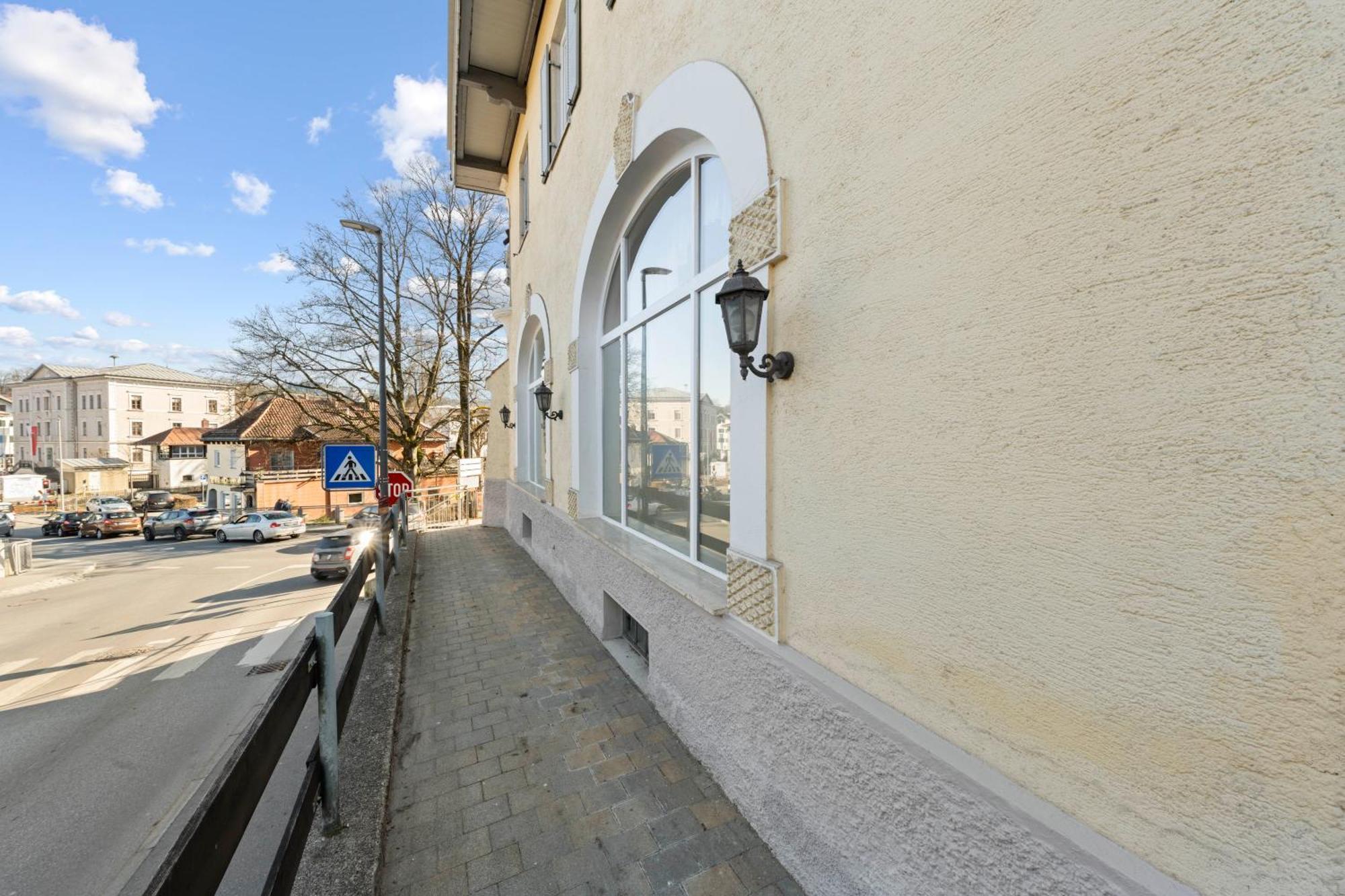 Liebelei Miesbach - Boutique-Apartment Mit Terrasse Im Zentrum Экстерьер фото